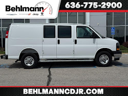 2025 GMC Savana Cargo Van RWD 2500 135"