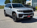2026 Jeep Grand Cherokee L Laredo Altitude